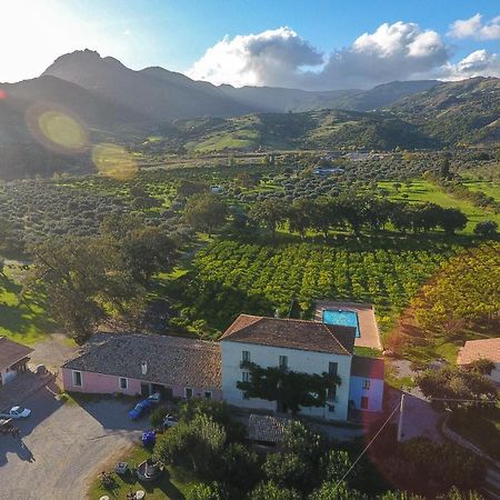 Barone Gr Macri Agriturismo Modi Gerace Eksteriør bilde