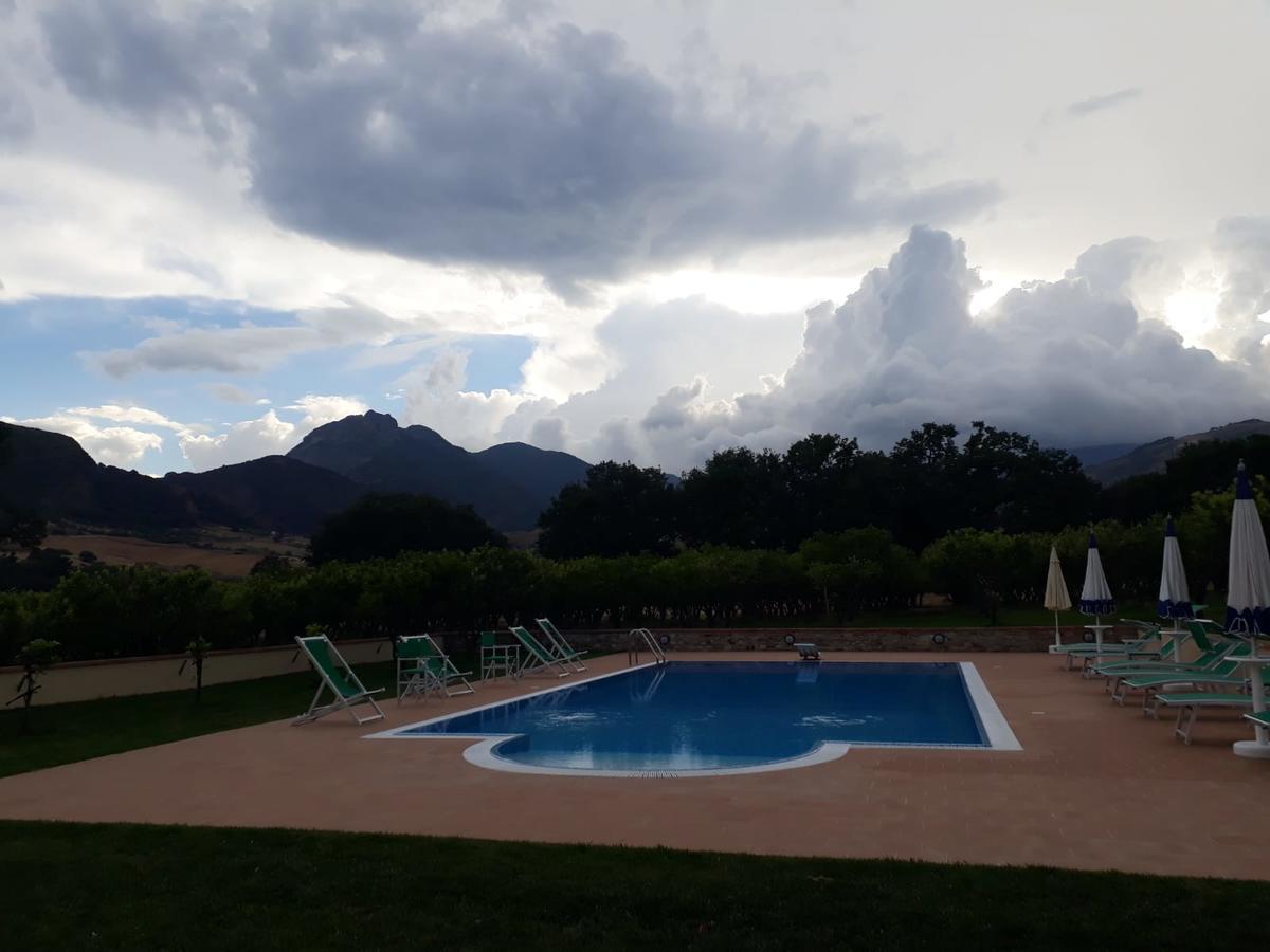 Barone Gr Macri Agriturismo Modi Gerace Eksteriør bilde